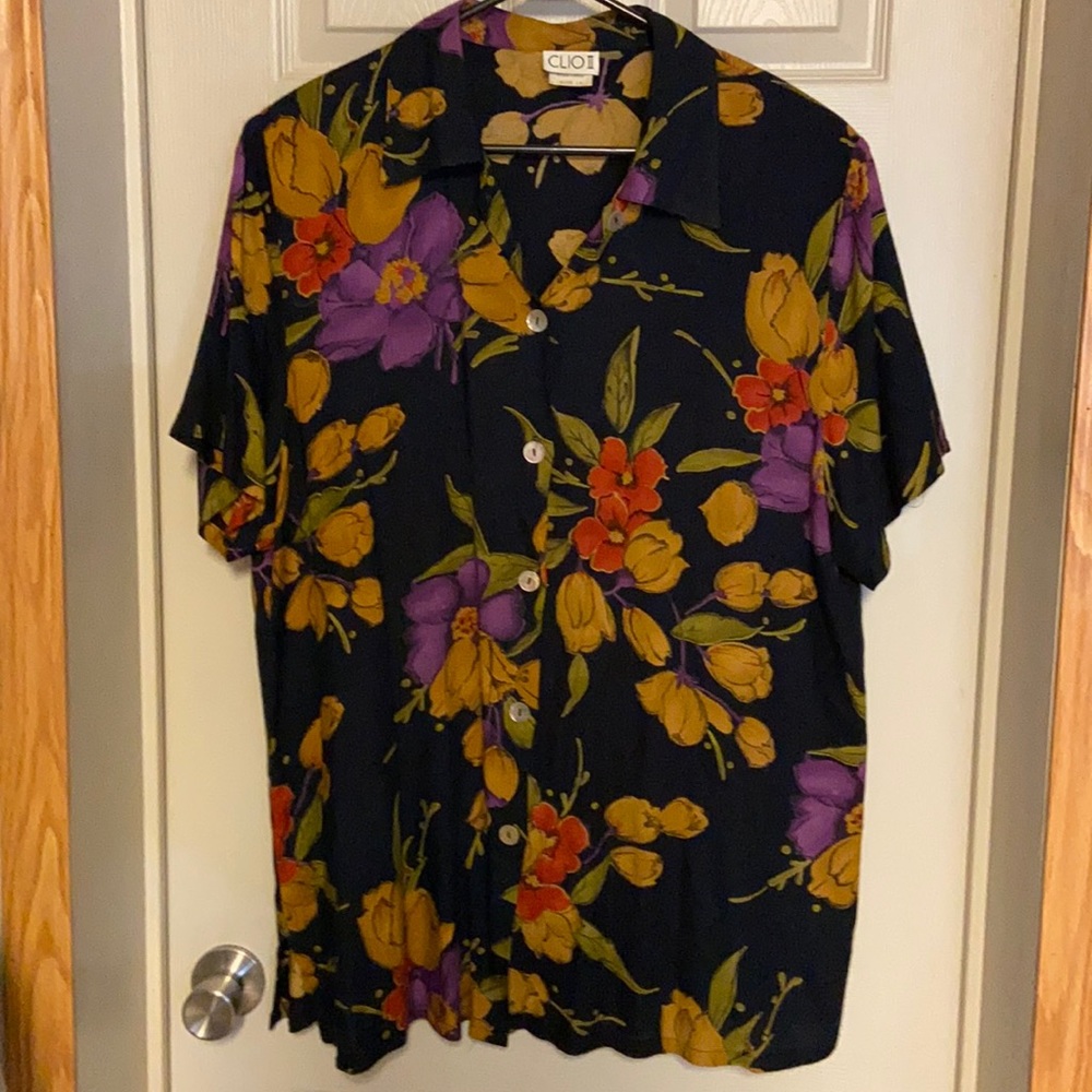 Vintage Clio II floral button Down! Size 1X!